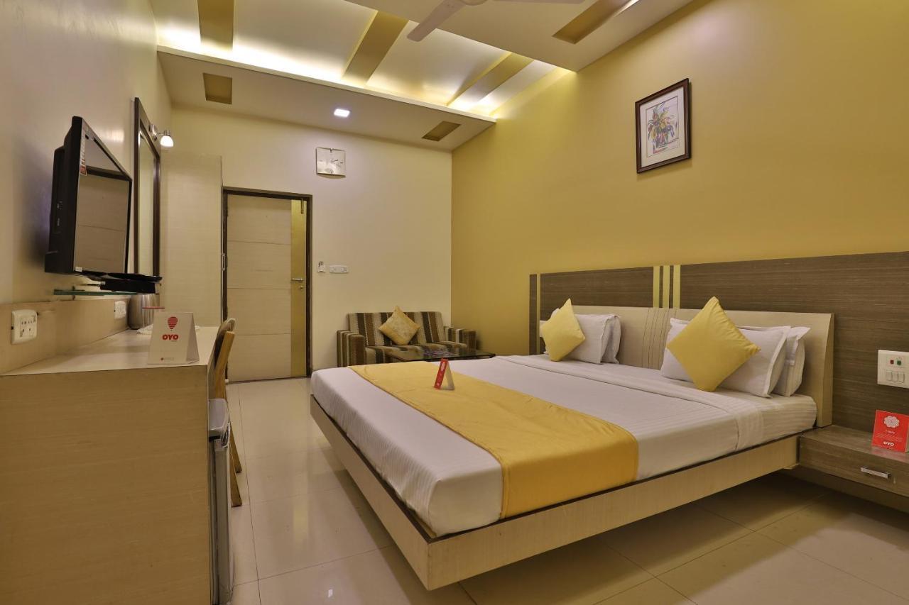 Capital O 1338 Hotel Harmony Rajkot Exterior foto