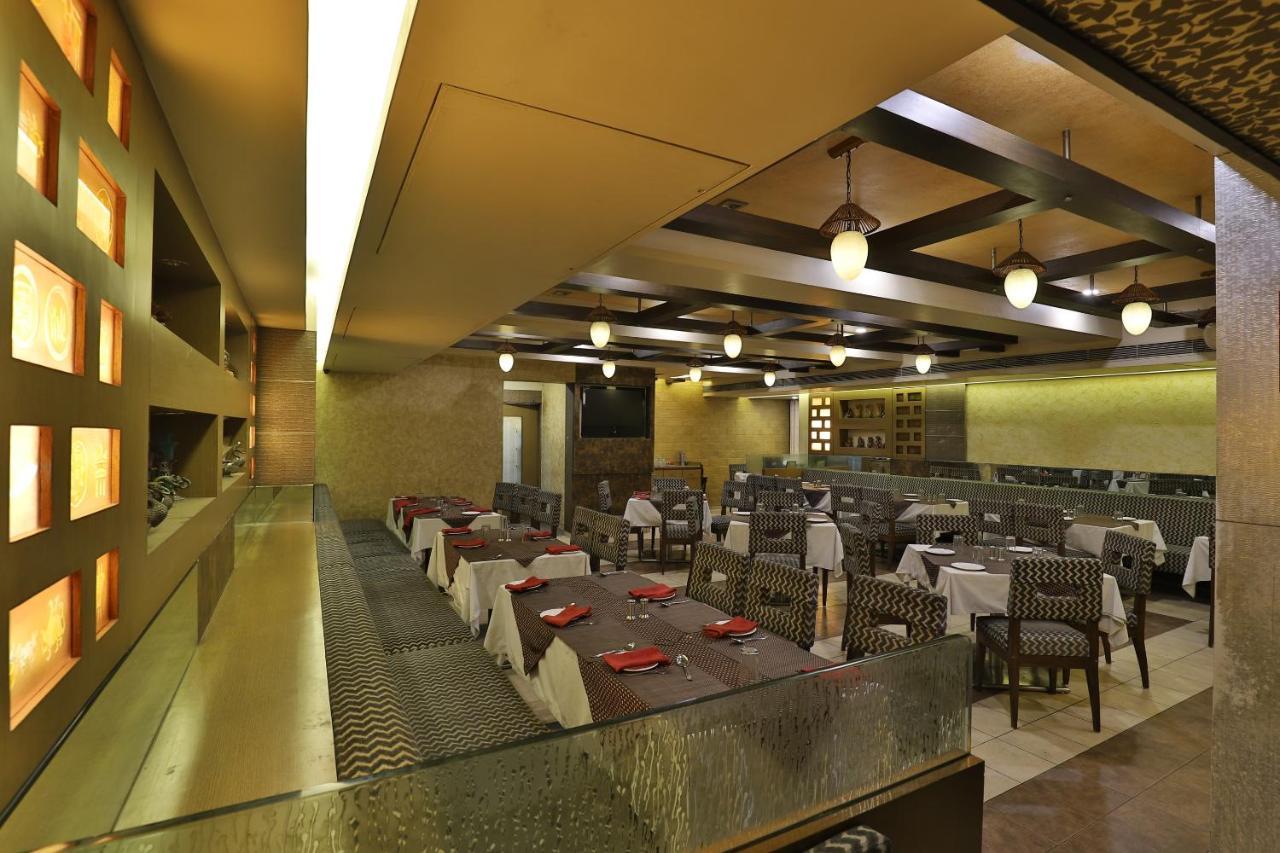 Capital O 1338 Hotel Harmony Rajkot Exterior foto