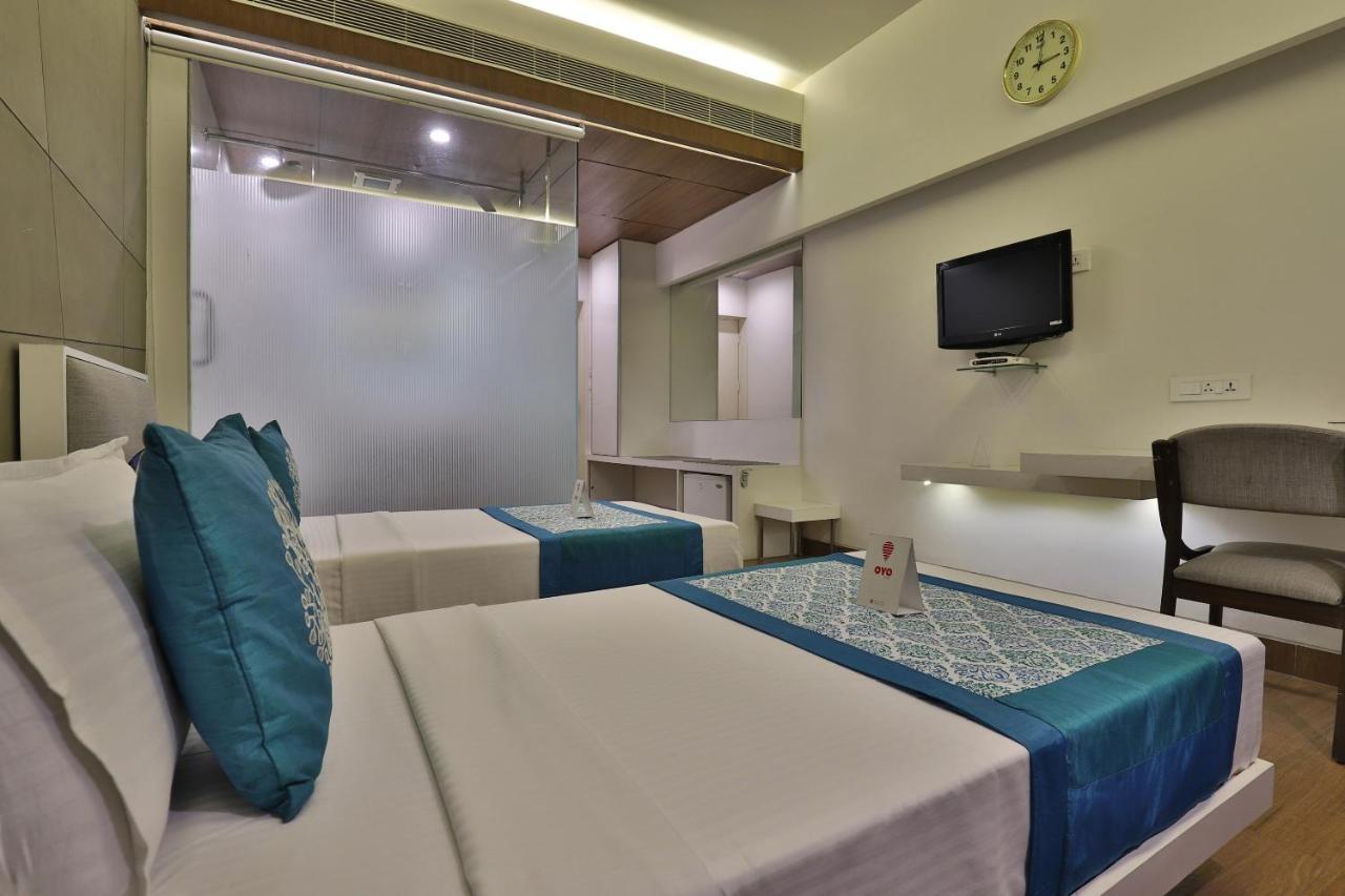 Capital O 1338 Hotel Harmony Rajkot Exterior foto